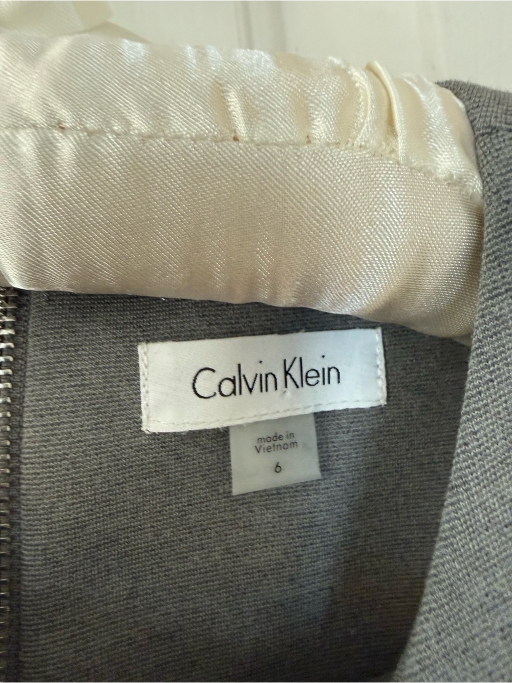 💜Calvin Klein Classic Sleeveless Sheath Dress Stretchy EUC - Picture 2 of 4